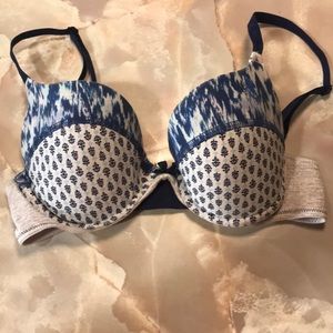 Victoria’s Secret bra size 34B ❤️